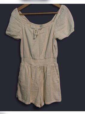 Aerie Cream Gauze Short Romper with Puff Sleeves XS
